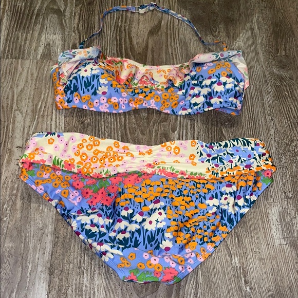 Floral Bikini Set - Picture 1 of 6